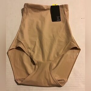 TOTAL COMFORT TOTAL CONTROL SZ M NWT SHAPER SHAPEWEAR TC